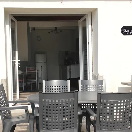 Chez Jeanne Hébergement de vacances Chooz
